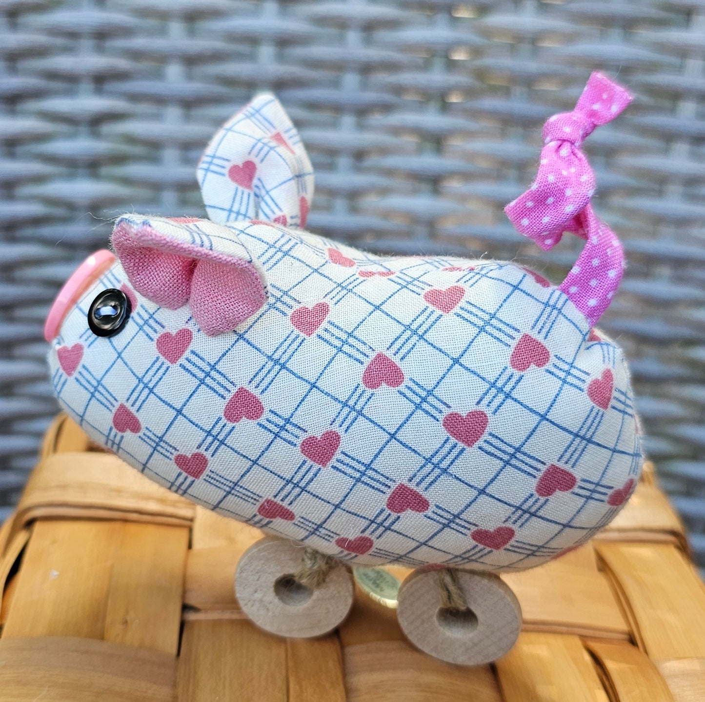 Hearts Piggy Spoolie