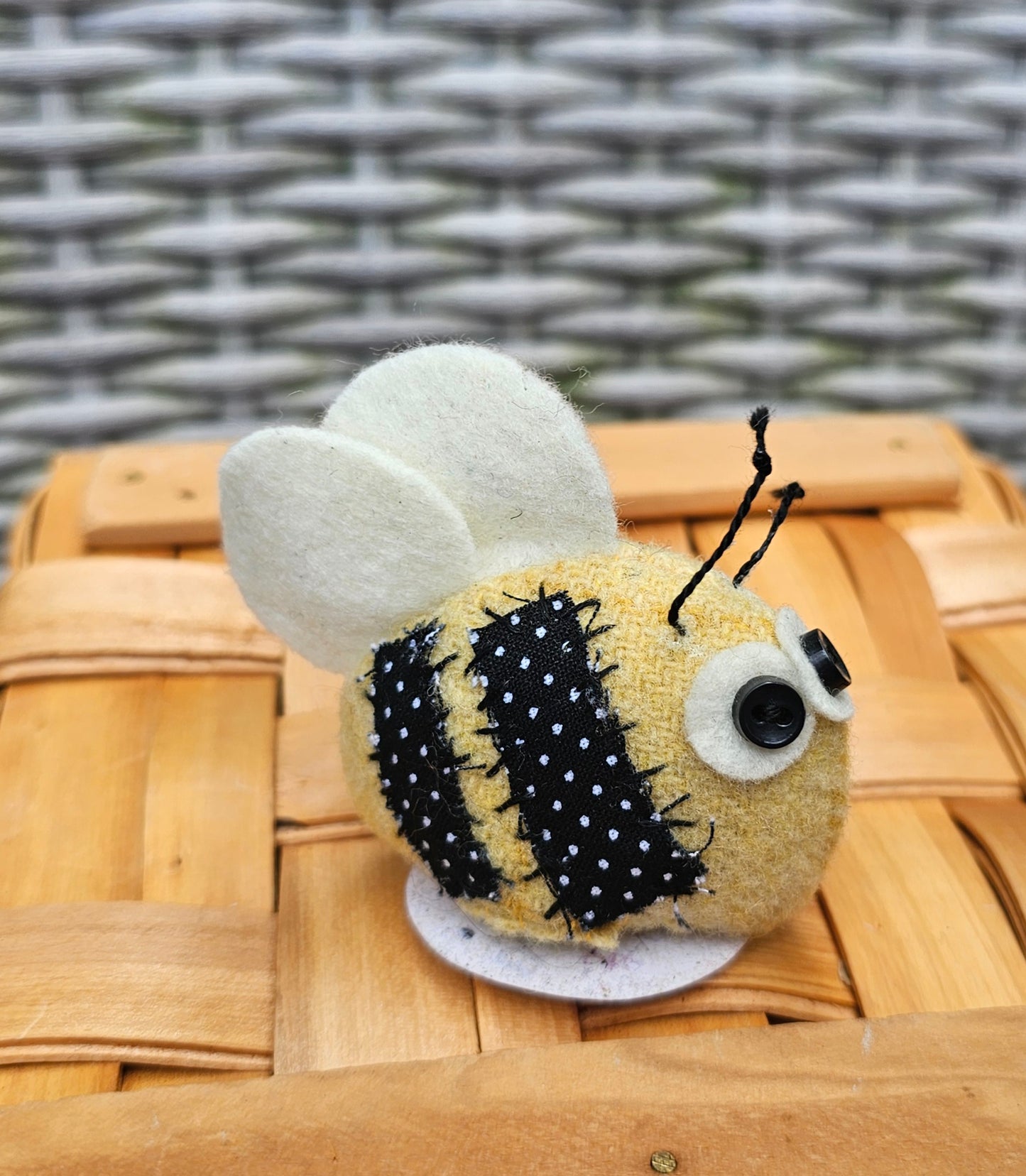 Wool Bumblebee