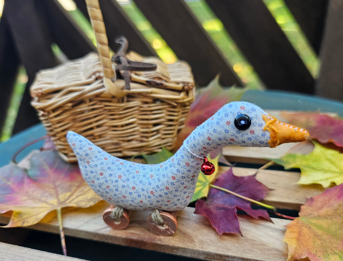 Floral Goose Spoolie