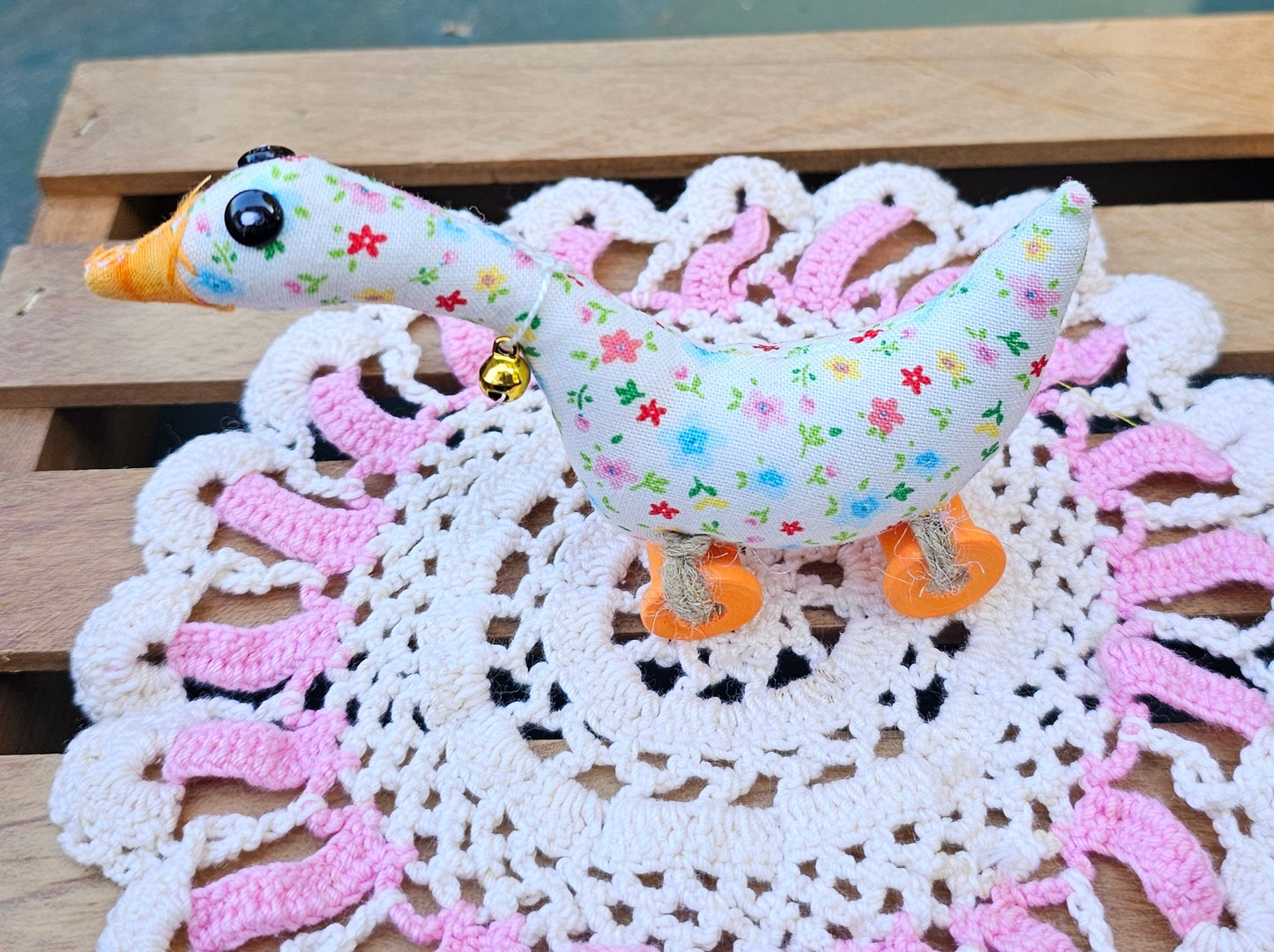 Floral Goose Spoolie