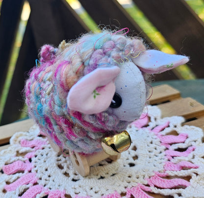 Sparkly Sheep Spoolie
